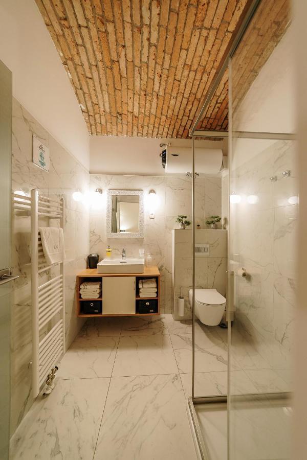 Operna Klet Hotel Lubiana